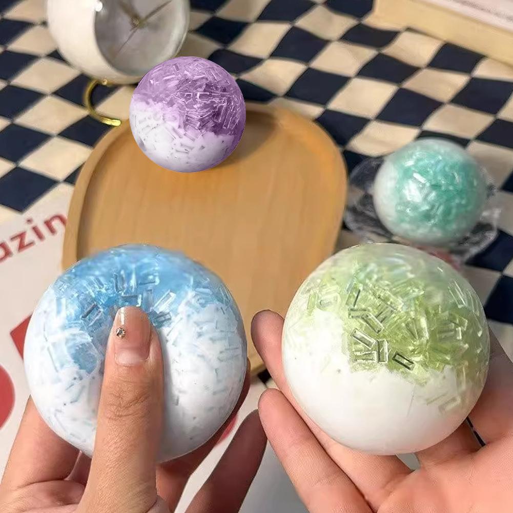 Gekruist kristal ijs knijpbal  - Kids & Toys Expo Saudi Arabia recensie en prijs